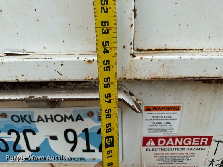 image for item DM5681 2009 International 4300 forestry bucket truck