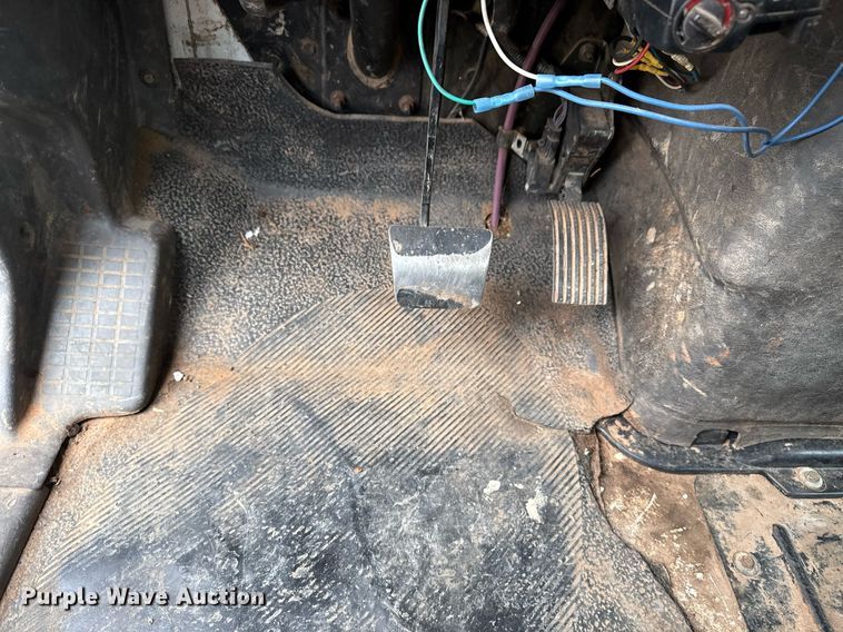 image for item DM5681 2009 International 4300 forestry bucket truck