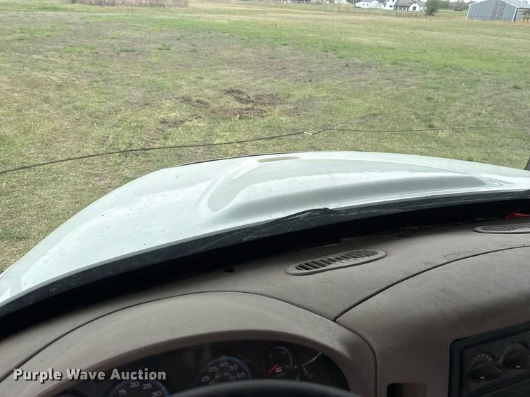 image for item DM5681 2009 International 4300 forestry bucket truck