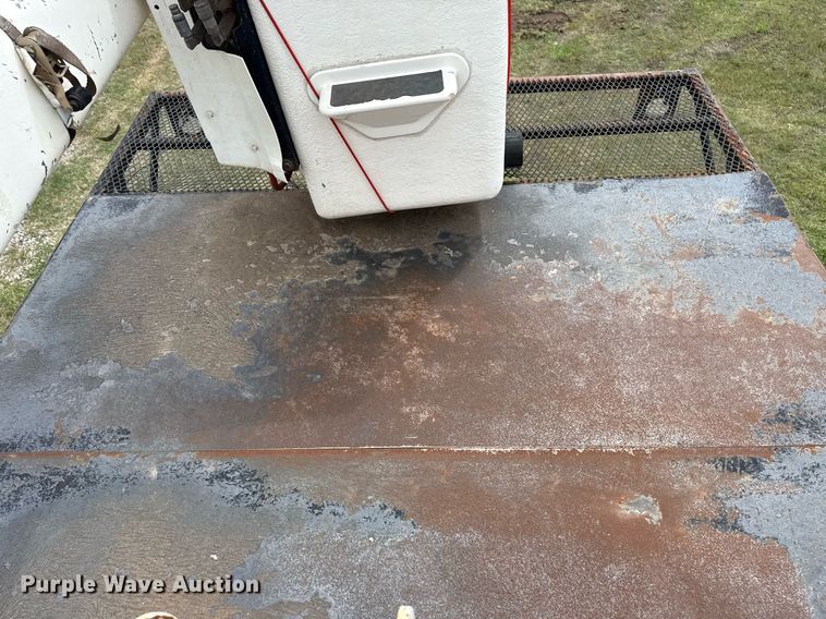 image for item DM5681 2009 International 4300 forestry bucket truck