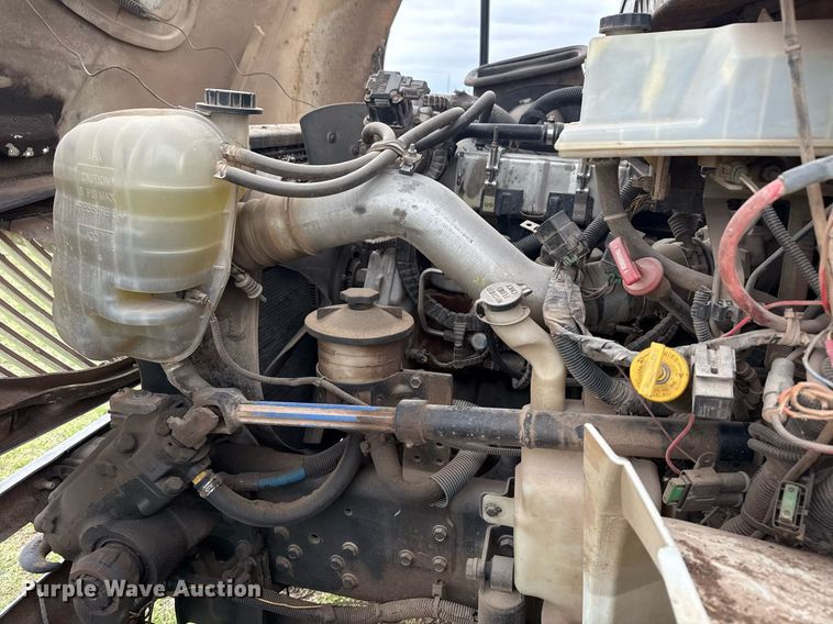 image for item DM5681 2009 International 4300 forestry bucket truck