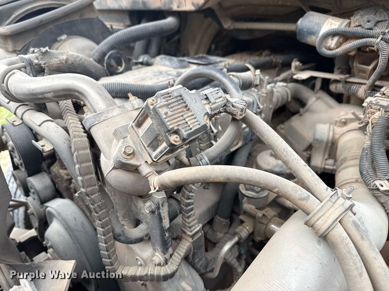 image for item DM5681 2009 International 4300 forestry bucket truck