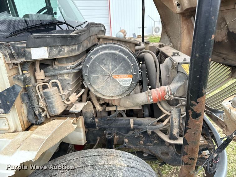 image for item DM5681 2009 International 4300 forestry bucket truck