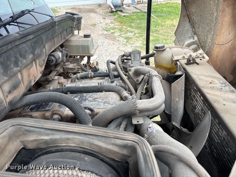 image for item DM5681 2009 International 4300 forestry bucket truck