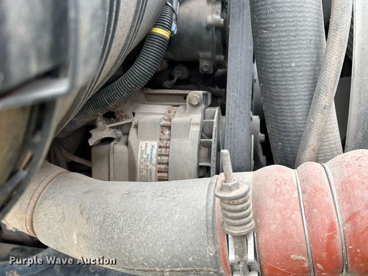 image for item DM5681 2009 International 4300 forestry bucket truck