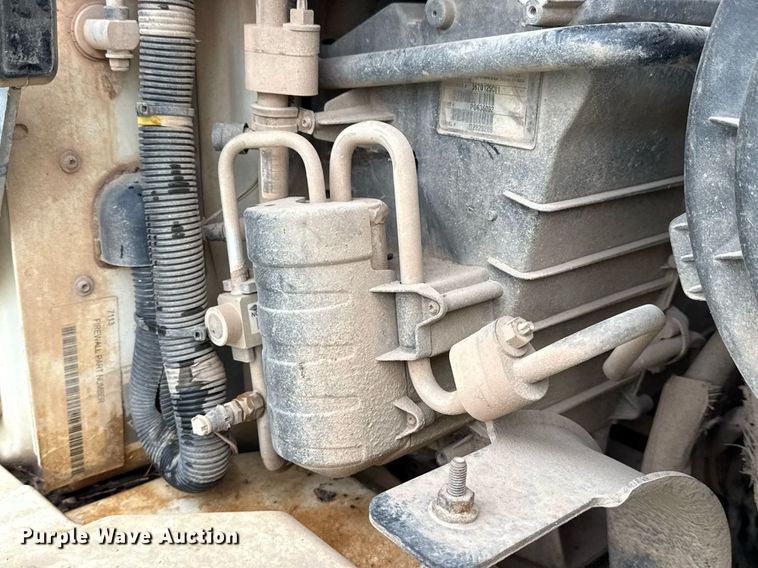 image for item DM5681 2009 International 4300 forestry bucket truck