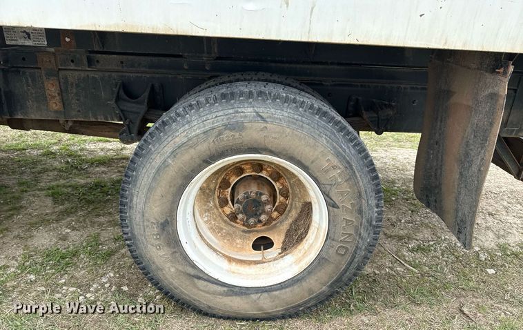 image for item DM5681 2009 International 4300 forestry bucket truck