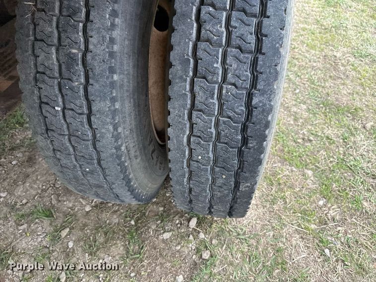 image for item DM5681 2009 International 4300 forestry bucket truck