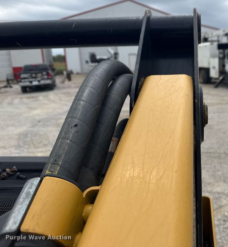 image for item DM5690 2020 Caterpillar 299D3 XE tracked skid steer loader