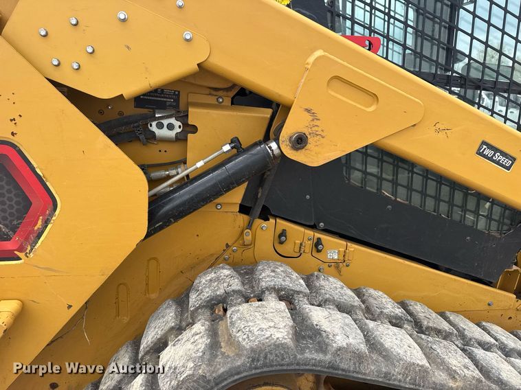image for item DM5690 2020 Caterpillar 299D3 XE tracked skid steer loader