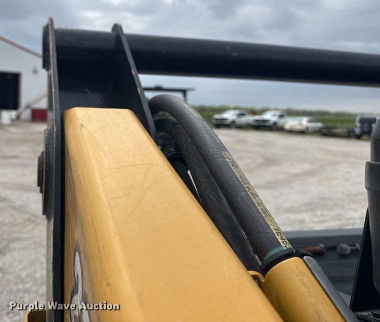 image for item DM5690 2020 Caterpillar 299D3 XE tracked skid steer loader