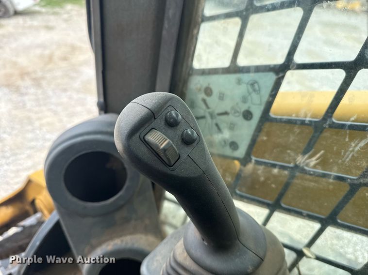 image for item DM5690 2020 Caterpillar 299D3 XE tracked skid steer loader