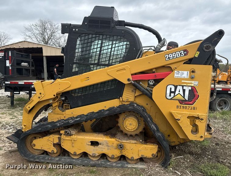 image for item DM5695 2021 Caterpillar 299D3 XE tracked skid steer loader