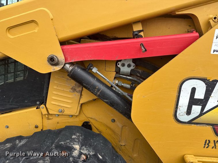 image for item DM5695 2021 Caterpillar 299D3 XE tracked skid steer loader