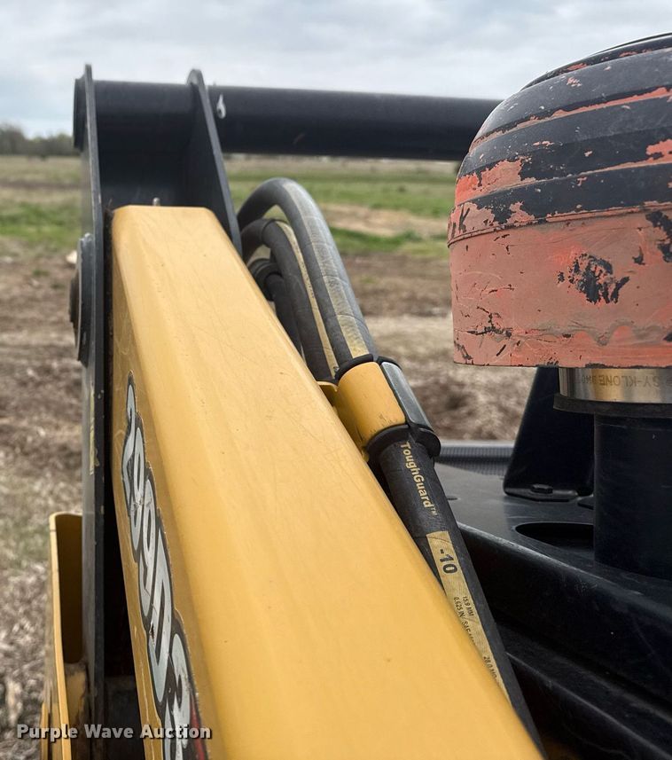 image for item DM5695 2021 Caterpillar 299D3 XE tracked skid steer loader