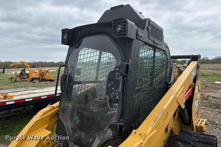 image for item DM5695 2021 Caterpillar 299D3 XE tracked skid steer loader
