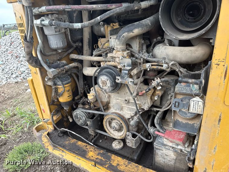 image for item DM5695 2021 Caterpillar 299D3 XE tracked skid steer loader