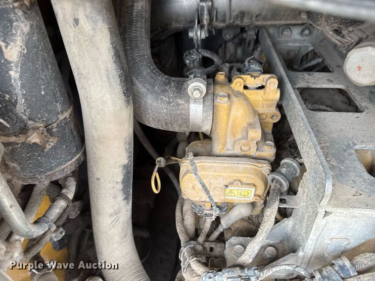 image for item DM5695 2021 Caterpillar 299D3 XE tracked skid steer loader