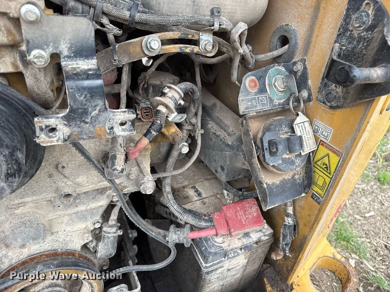 image for item DM5695 2021 Caterpillar 299D3 XE tracked skid steer loader