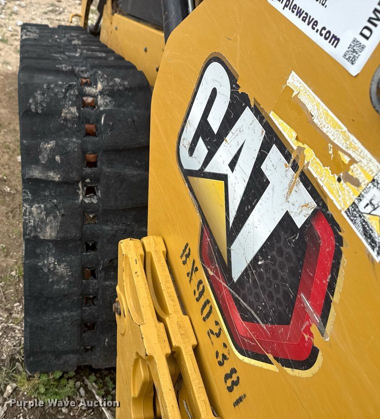 image for item DM5695 2021 Caterpillar 299D3 XE tracked skid steer loader
