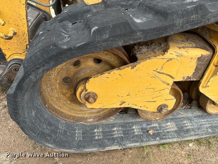 image for item DM5695 2021 Caterpillar 299D3 XE tracked skid steer loader