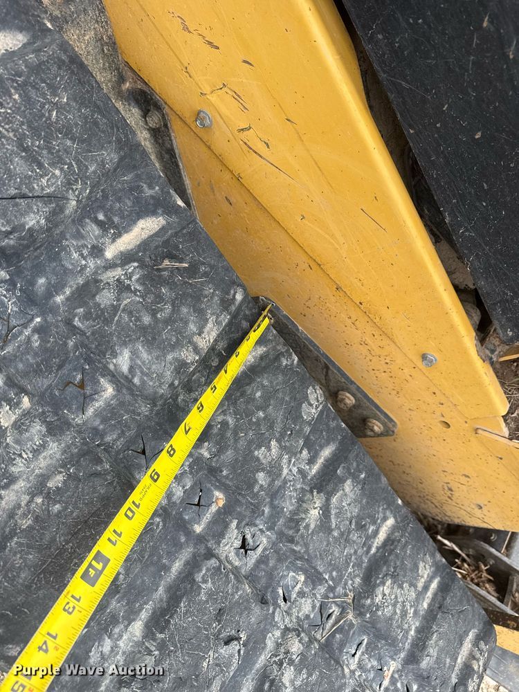 image for item DM5695 2021 Caterpillar 299D3 XE tracked skid steer loader