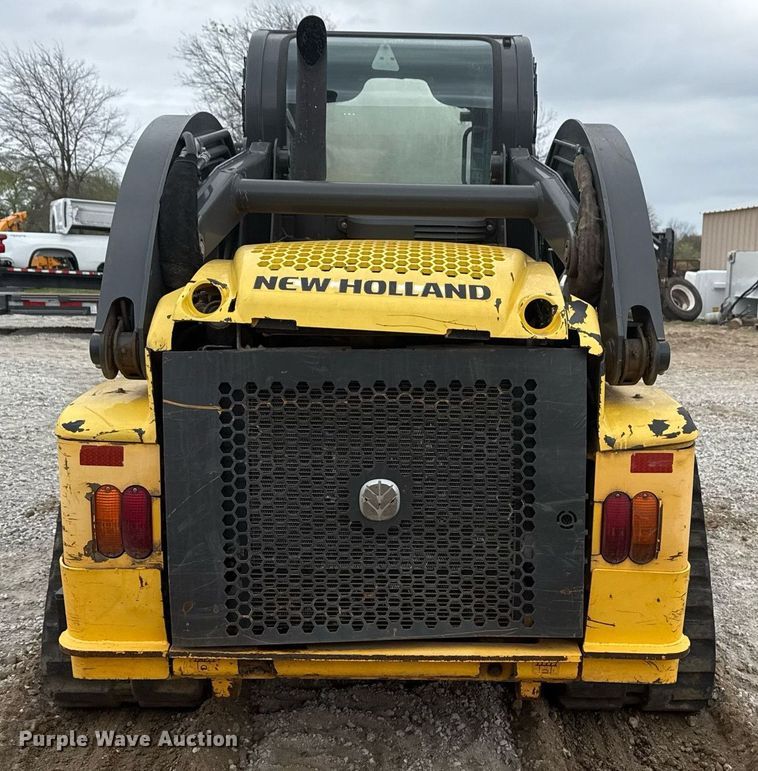 image for item DM5696 2012 New Holland C232 tracked skid steer loader