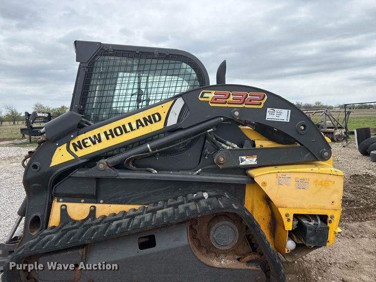 image for item DM5696 2012 New Holland C232 tracked skid steer loader