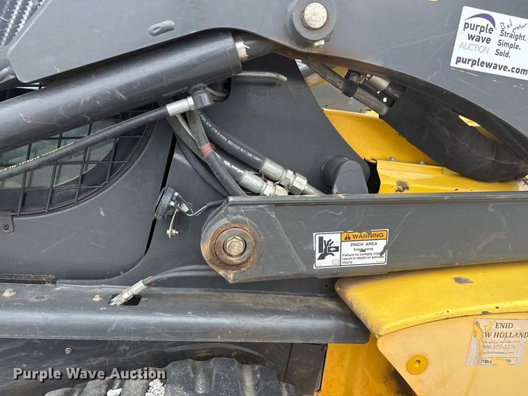 image for item DM5696 2012 New Holland C232 tracked skid steer loader