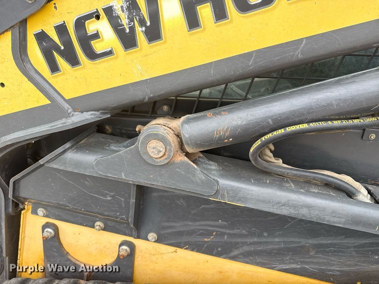 image for item DM5696 2012 New Holland C232 tracked skid steer loader