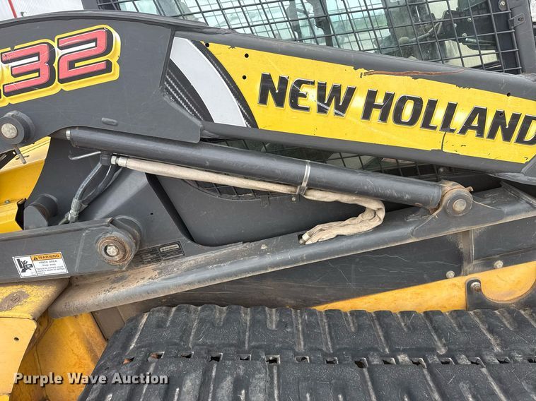 image for item DM5696 2012 New Holland C232 tracked skid steer loader