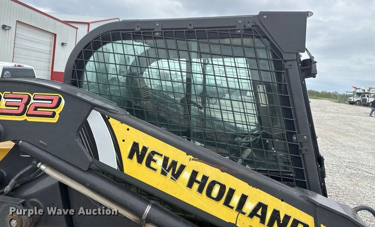 image for item DM5696 2012 New Holland C232 tracked skid steer loader