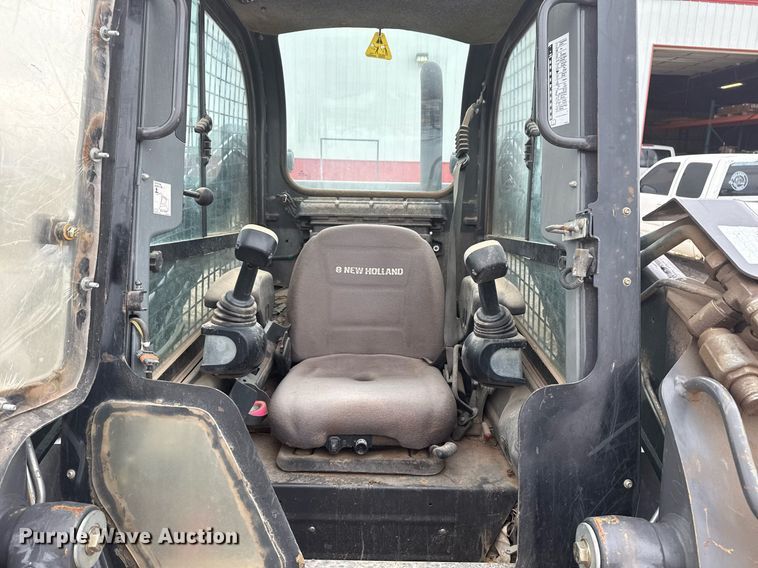 image for item DM5696 2012 New Holland C232 tracked skid steer loader