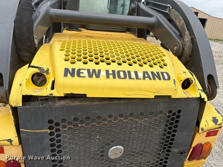 image for item DM5696 2012 New Holland C232 tracked skid steer loader