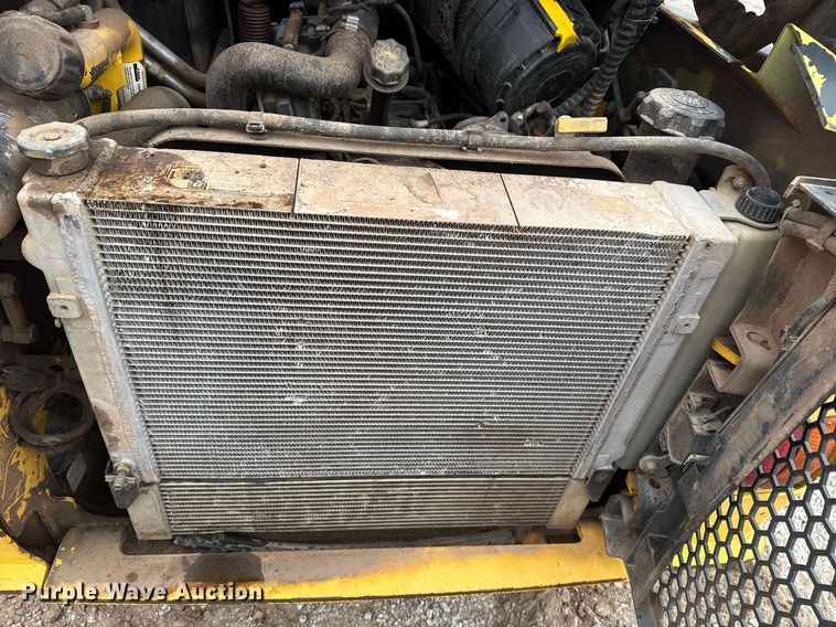 image for item DM5696 2012 New Holland C232 tracked skid steer loader