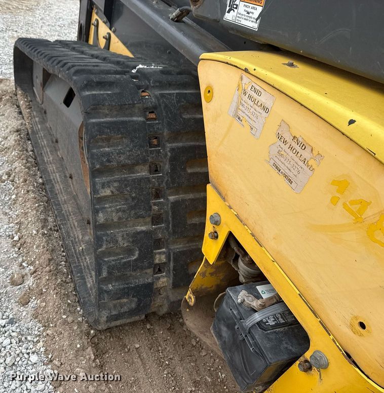 image for item DM5696 2012 New Holland C232 tracked skid steer loader