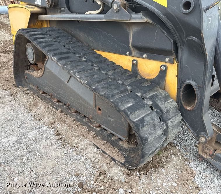 image for item DM5696 2012 New Holland C232 tracked skid steer loader