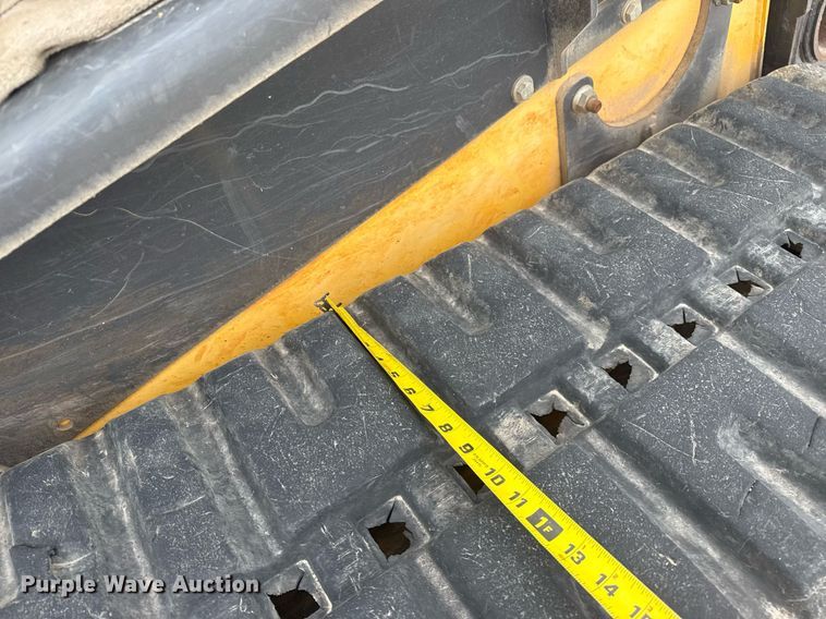 image for item DM5696 2012 New Holland C232 tracked skid steer loader