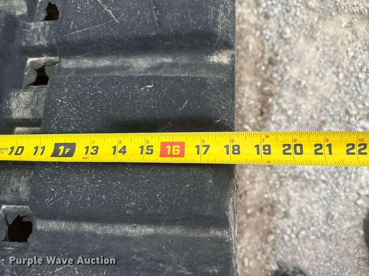 image for item DM5696 2012 New Holland C232 tracked skid steer loader