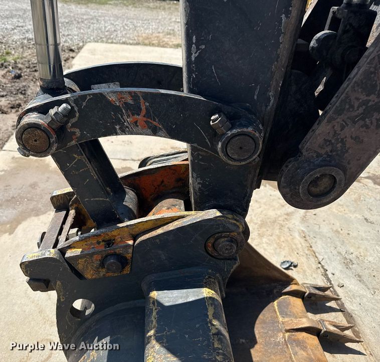 image for item DM5702 2010 John Deere 50D mini excavator