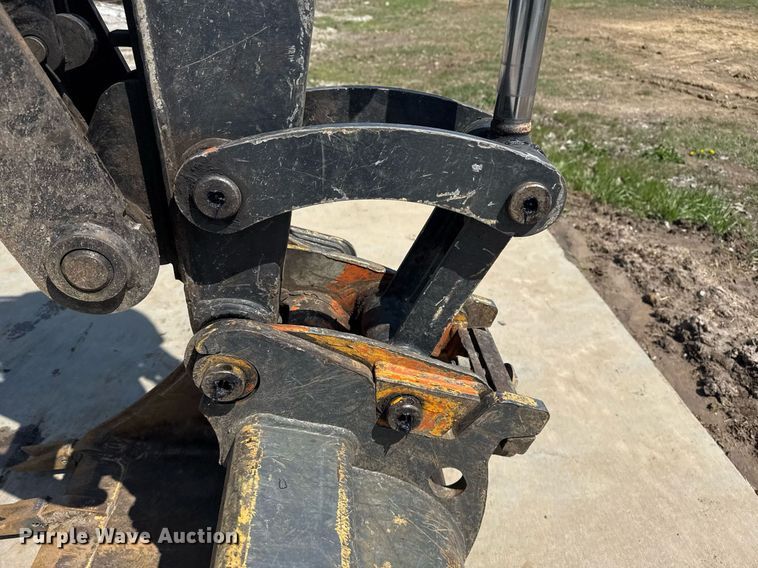 image for item DM5702 2010 John Deere 50D mini excavator