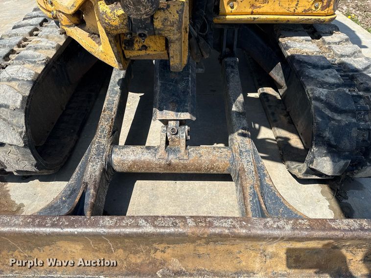 image for item DM5702 2010 John Deere 50D mini excavator