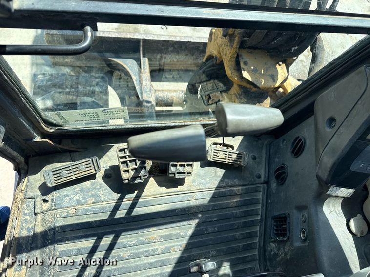 image for item DM5702 2010 John Deere 50D mini excavator