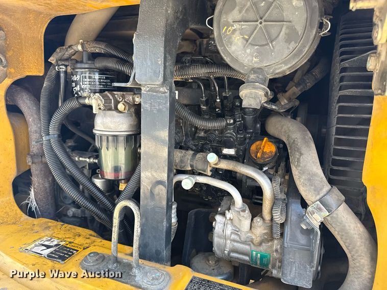 image for item DM5702 2010 John Deere 50D mini excavator