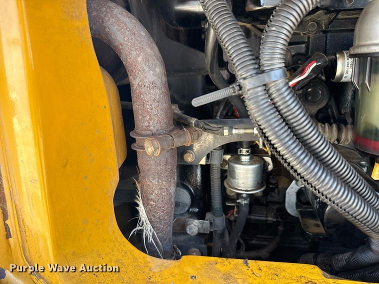 image for item DM5702 2010 John Deere 50D mini excavator