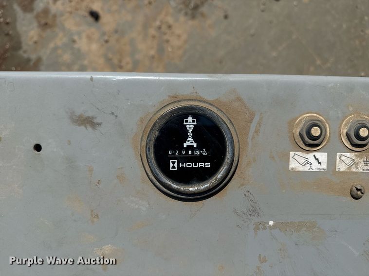 image for item DM5703 2007 Skyjack SJIII 3219 scissor lift