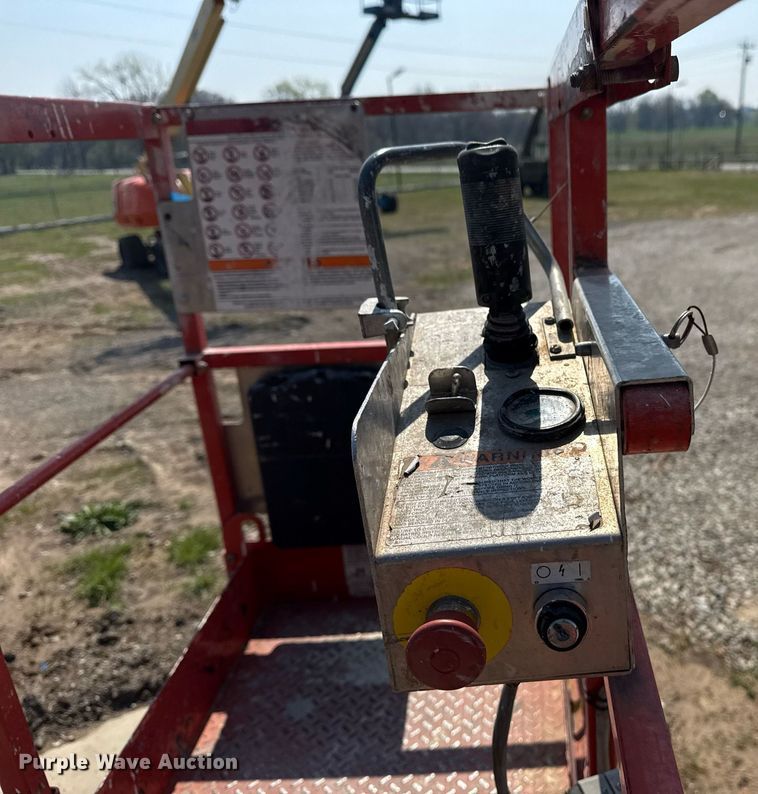image for item DM5703 2007 Skyjack SJIII 3219 scissor lift