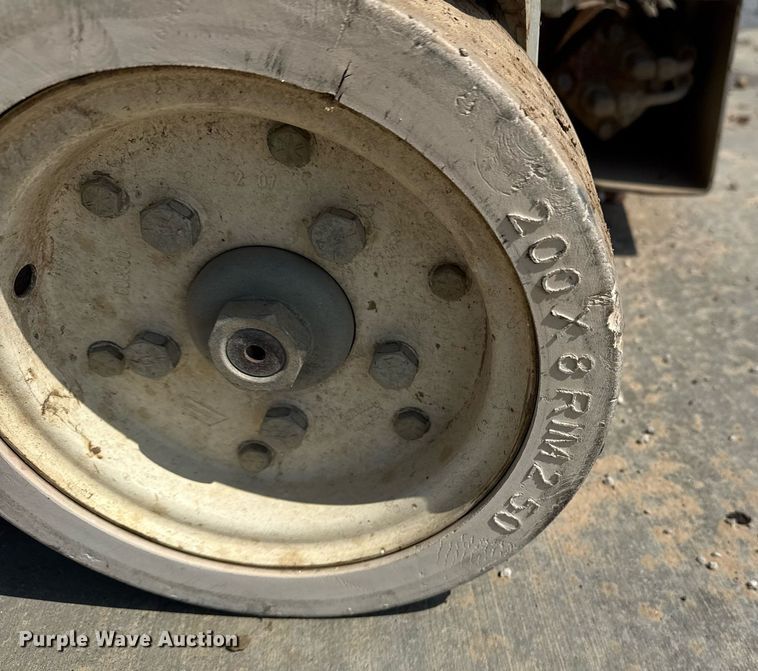 image for item DM5703 2007 Skyjack SJIII 3219 scissor lift