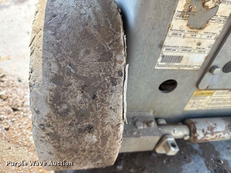 image for item DM5703 2007 Skyjack SJIII 3219 scissor lift