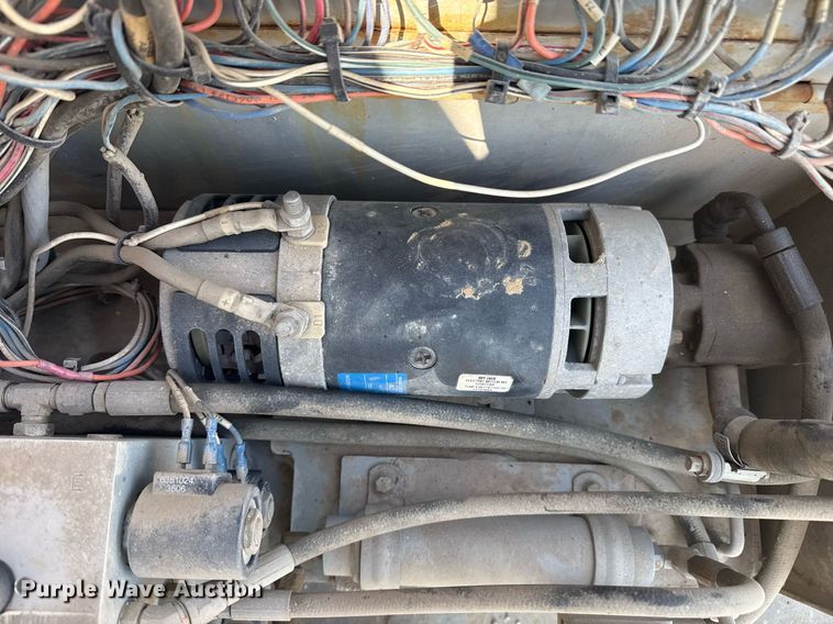 image for item DM5704 2007 Skyjack SJIII 3226 scissor lift